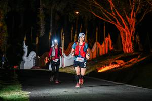 BIB: 0909
                            <button type="button" onclick="openModal(22511433)" class="btn btn-primary btn-sm float-right btn-popup" data-toggle="modal" data-target=".modal-high-quality">
                        <i class="fas fa-shopping-cart"></i> Add to Cart
                    </button>
                                            <button type="button" onclick="isThisMe(22511433, true)" class="btn btn-success btn-sm float-right btn-popup btn-isme hidden" data-toggle="tooltip" data-placement="bottom" title="นี่คือรูปของคุณใช่ไหม คลิกที่นี่เพื่อเอาเข้าอัลบั้ม">
                        <i class="fas fa-plus"></i> Add to album
                    </button>
                    <button type="button" onclick="isThisMe(22511433, false)" class="btn btn-warning btn-sm float-right btn-popup btn-isnotme hidden">
                        <i class="fas fa-ban"></i> Remove from album
                    </button>